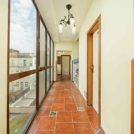 Apartmán Cozy - Elevator - Self Check-in - Center